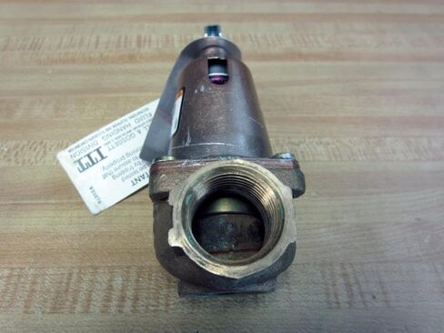 ITT Bell & Gossett 110121 3/4 "30 # صمام تخفيف السلامة in Kuwait