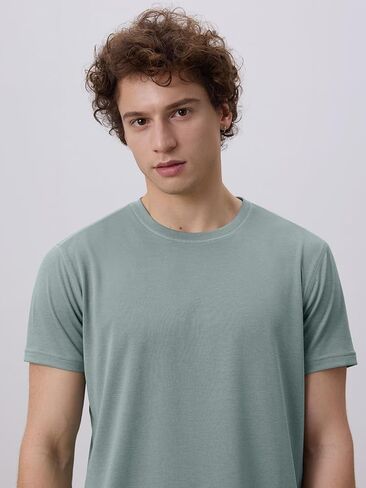 Workout Short Sleeve T Shirt for Men Women Unisex Forwarded Side Seam Performance Crew Neck Tee Quick Dry in Kuwait