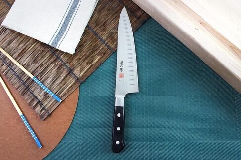 طقم سكاكين المبتدئين من سلسلة MAC Knife Professional مكون من قطعتين PRO-20، وMTH-80 Pro series 8 بوصات سكين الشيف مع الدمامل وسكين التقشير PKF-50 Pro series 5 بوصات، مصنوع يدويًا في سيكي، اليابان in Kuwait