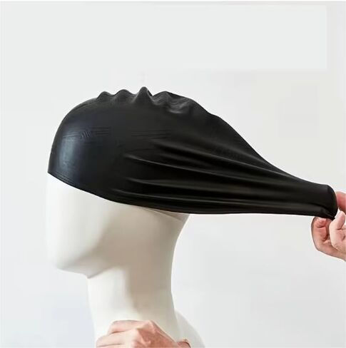 1pc Comfortable Unisex Silicone Swim Cap - Waterproof, Non-Slip, and Elastic - Ideal for Men and Women in Saudi Arabia