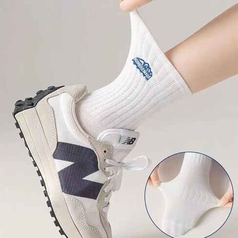 4 Pairs Womens Athletic Socks Crew Running Socks Lightweight Breathable Casual Socks in Kuwait