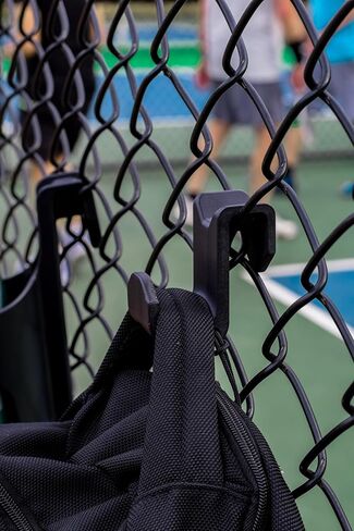 Chain Link Fence Hook for Sports Bags with Paracord Lanyard – Heavy-Duty Fence Hanger for Baseball, Softball, Tennis & Pickleball Bags in Kuwait