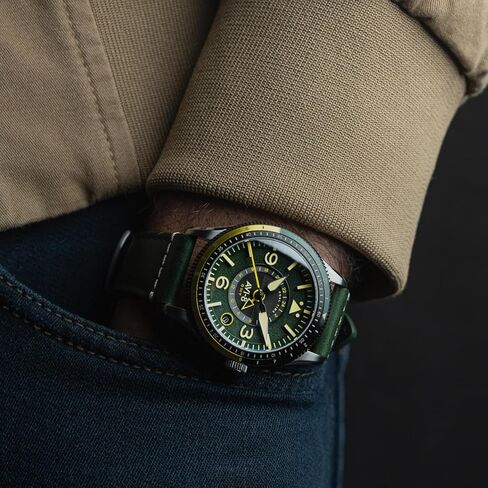 ساعة AVI-8 للرجال 40 ملم Flyboy Airmaster GMT أوتوماتيكية بحزام جلدي AV-4128 in Kuwait