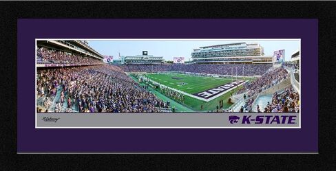 Blakeway Worldwide Panoramas، Inc. K-State Wildcats Football - صورة بانورامية مؤطرة in Saudi Arabia