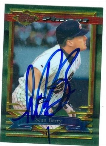 مستودع التوقيعات 38219 بطاقة بيسبول موقعة من شون بيري Montreal Expos 1994 Topps Finest Foil رقم 342 in Kuwait