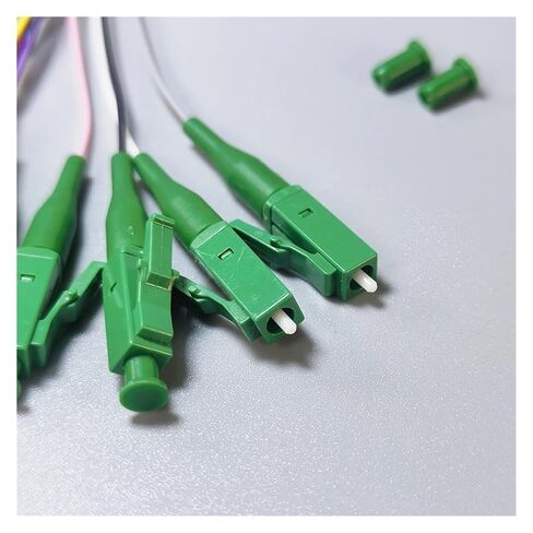 12 حزمة أساسية من ألياف ضفيرة اللون ضفيرة FTTH أحادية الوضع البسيط LC / 0.9 مم 1.5 متر in Kuwait
