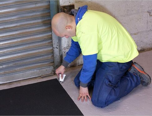 FindTape Heskins Edge Fix Sealer: 4.73 أونصة سائلة (شفاف) in Kuwait