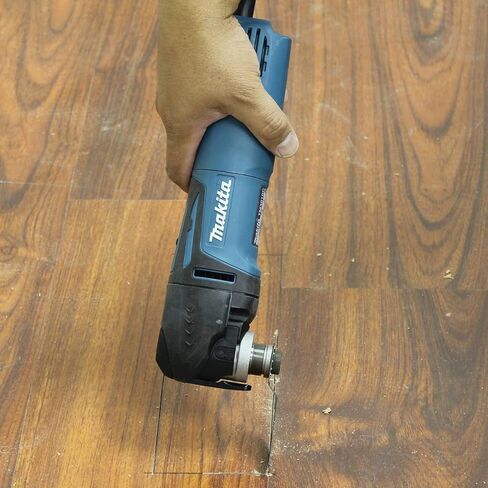 ماكيتا TM3010CX1-R 120 فولت 3 أمبير مجموعة أدوات متعددة التأرجح بسلك متغير السرعة (متجددة) in Kuwait