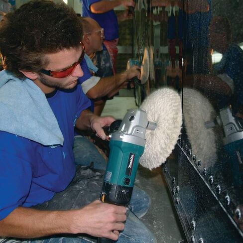 Makita 9227C-R 7 in. Electronic Sander-Polisher (Renewed) in Kuwait