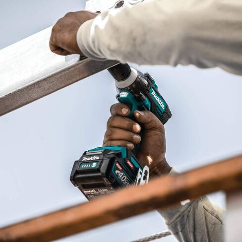ماكيتا GWT05D 40V Max بدون فرش ليثيوم أيون 1/2 بوصة. مفتاح ربط لاسلكي بـ 4 سرعات مع مجموعة سندان الماسكة (2.5 Ah) in Kuwait