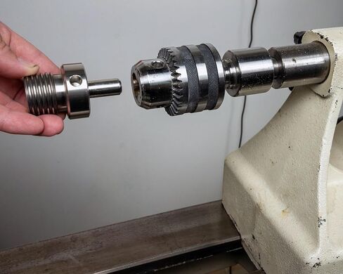 Chuck reversing adapter for wood turning lathe 1-1/4" x 8 TPI in Kuwait