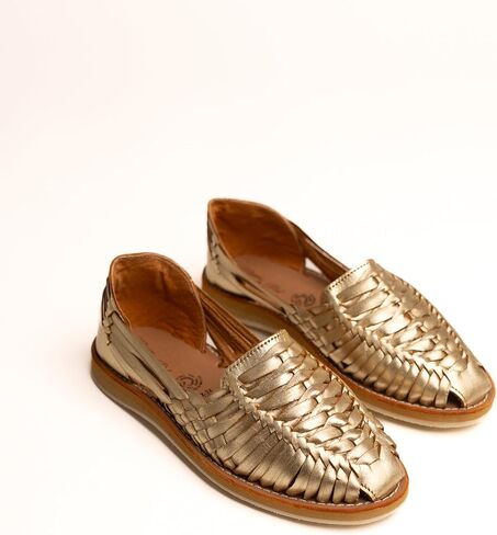 Mexico en la Piel Handmade Leather Huarache Flats for Women – Color Cajeta or Gold – Closed Toe – Comfortable Casual Slip-On Shoes – Made in Mexico in Saudi Arabia