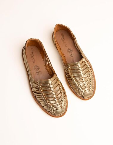 Mexico en la Piel Handmade Leather Huarache Flats for Women – Color Cajeta or Gold – Closed Toe – Comfortable Casual Slip-On Shoes – Made in Mexico in Saudi Arabia