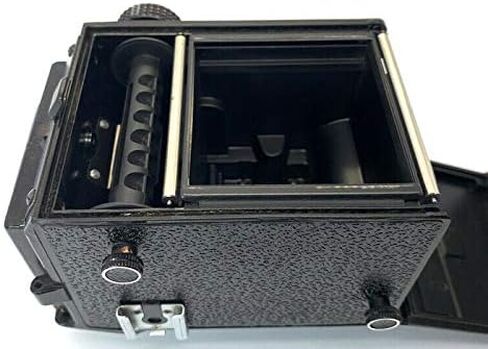 كاميرا LOMO Lubitel-166B اتحاد الجمهوريات الاشتراكية السوفياتية TLR متوسطة الحجم 6 × 6 | عدسة مزدوجة منعكسة | خمر السوفياتي (متجدد) in Kuwait