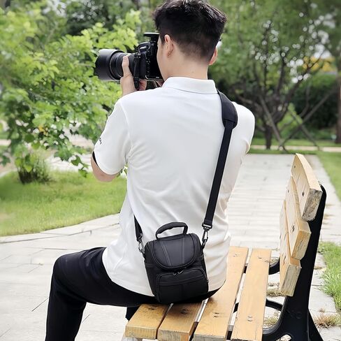 حقيبة كاميرا خفيفة الوزن ومبطنة ومضادة للماء وحقيبة سفر متوسطة الحجم لكاميرات DSLR بدون مرآة والمناسبات الخارجية والتصوير اليومي، باللون الأسود in Kuwait