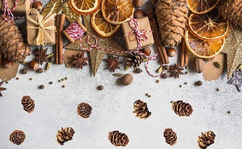 250 PCS Christmas Natural Mini Pine Cones-Thanksgiving Pinecones Ornaments for DIY Crafts, Home Decorations,Fall and Christmas,Wedding Decor in Saudi Arabia