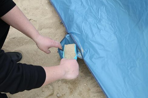 خيمة الشاطئ، مأوى للشمس يتسع لشخصين إلى 4 أشخاص مع عامل حماية من الشمس (UPF 50+) 3 نوافذ تهوية قابلة للتوسيع، خيمة شاطئ فورية عائلية ممتدة، سهلة التركيب في الهواء الطلق in Kuwait