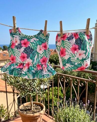 Swim Diaper with Matching Top, Baby Reusable Toddler Swimsuit,Sleeveless Tankini Swimwear Green-Flowers BLC2000-P in Kuwait