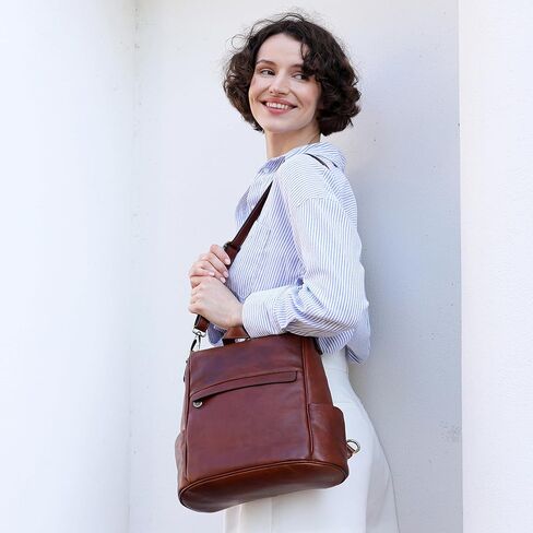 حقيبة ظهر جلدية مقاومة للوقت قابلة للتحويل إلى حقيبة كتف من الجلد الحقيقي المحبب بالكامل للسفر متعددة الاستخدامات in Saudi Arabia