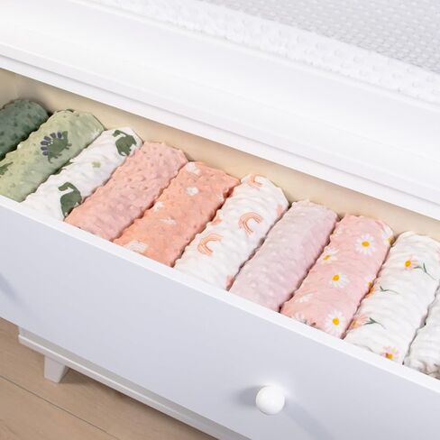غطاء وسادة تغيير الحفاضات The Peanutshell Minky Dot - غطاء سجادة أطفال فائق النعومة للفتيات، يناسب مفارش طاولة تغيير الحفاضات مقاس 40.64 سم × 81.28 سم - وردي، عبوتان in Kuwait