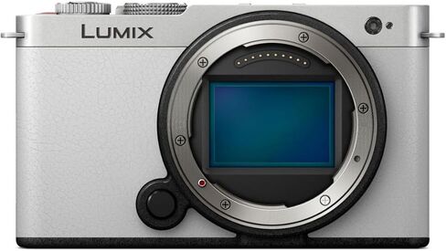 طقم عدسات LUMIX S9 S مقاس 18-40 مم - أبيض وفضي (DC-S9NWA9) مع حزمة عدسة LUMIX S مقاس 50 مم f/1.8 L (تنسيق الإطار الكامل) من باناسونيك in Kuwait