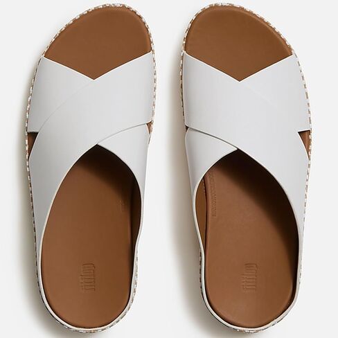 حذاء FitFlop النسائي من الجلد المنسوج من الجلد LULU Lux - صنادل سهلة الارتداء مع بطانة ودعم للقوس ونعل خارجي للإمساك in Kuwait
