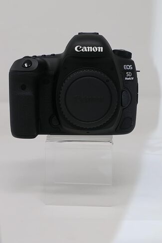 مجموعة كاميرا Canon EOS 5D Mark IV DSLR + EF 24-105mm f3.5-5.6 is STM + EF 75-300mm f4-5.6 III + Canon EF 50mm f1.8 STM، أسود، بالحجم الكامل (1483C010) (متجدد) in Kuwait