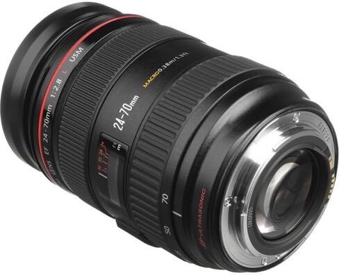 مجموعة عدسات Canon EF 24-70mm f/2.8L USM | زاوية واسعة من سلسلة L إلى تكبير تليفوتوغرافي مع فتحة ثابتة f/2.8 والتركيز البؤري التلقائي USM من النوع الدائري السريع | رائع لحفلات الزفاف والمناسبات (8014A002) + مجموعة الفلتر + المزيد in Kuwait