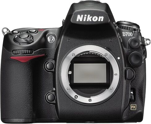 كاميرا Nikon D700 12.1MP FX-Format CMOS الرقمية SLR مع شاشة LCD 3.0 بوصة (الهيكل فقط) (الطراز القديم) in Kuwait