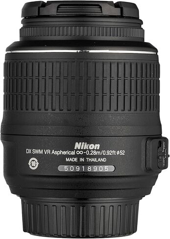 طقم كاميرا نيكون D3400 DSLR 1571 مع عدسة VR مقاس 18-55 مم | مستشعر CMOS بدقة 24.2 ميجابكسل، معالج EXPEED 4، فيديو عالي الدقة بالكامل، بلوتوث SnapBridge، حزمة كاميرا رقمية خفيفة الوزن ومناسبة للمبتدئين in Kuwait