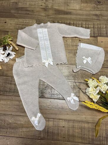 Baby Knit Sweater Pants Hat 3-Piece Set Boys Girls Newborn Coming Home - Made in Spain in Saudi Arabia