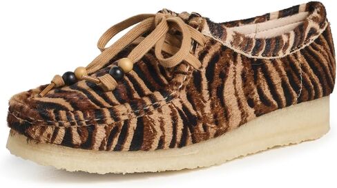 Clarks Women's Wallabee Shoes in Saudi Arabia