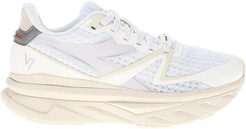 Diadora Women's Atomo V7000 in Kuwait
