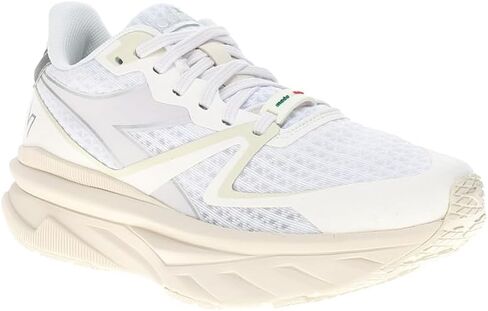 Diadora Women's Atomo V7000 in Kuwait