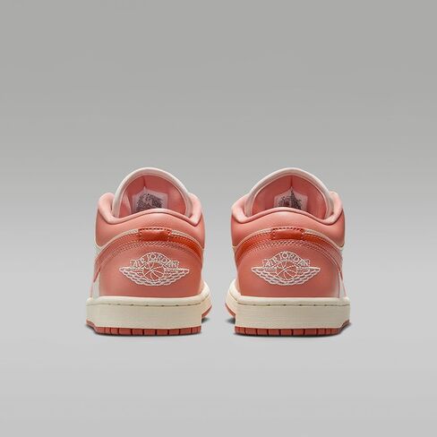 حذاء Air Jordan 1 Low للنساء (شراع/جذر الفوة الفاتح/العاجي الشاحب/جذر الفوة) مقاس 10 in Kuwait