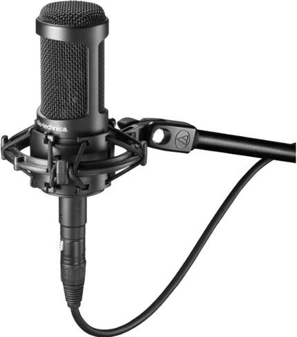 Audio-Technica (AT2035 حزمة ميكروفون مكثف استوديو الحجاب الحاجز الكبير + شاشة الرياح العالمية لمرشح البوب ​​مع مشبك حامل + 10 سلسلة Premier XLR ذكر - أنثى كابل 16AWG + حامل صدمات الميكروفون in Kuwait