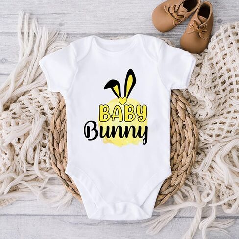 قميص أرنب عيد الفصح، تي شيرت عائلي متطابق من Mama Daddy Bunny، زي مخصص لعيد الفصح للأطفال الصغار والرضع والبنات في عيد الفصح (تصميم 1) in Kuwait