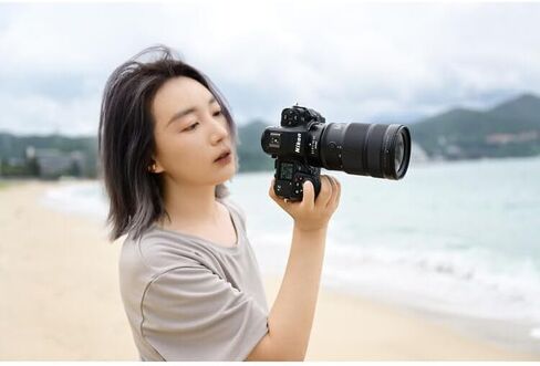 عدسة Nikon NIKKOR Z مقاس 24–70 مم f/2.8 S II عدسة Z Mount ذات فتحة ثابتة وتكبير قياسي وبصريات متقدمة وحزمة تركيز بؤري تلقائي سريع مع مجموعة مرشح عدسة والمزيد (مجموعة مكونة من 4 قطع) in Kuwait