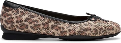 Clarks Womens Jazmynn Bow in Kuwait