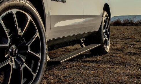 AMP Research PowerStep Plug-N-Play | ألومنيوم مريح ومقاوم للصدأ، حامل متدفق حقيقي | 76327-01أ | يناسب 2021-2023 شيفروليه سوبربان/تاهو وجي إم سي يوكون/يوكون XL in Saudi Arabia