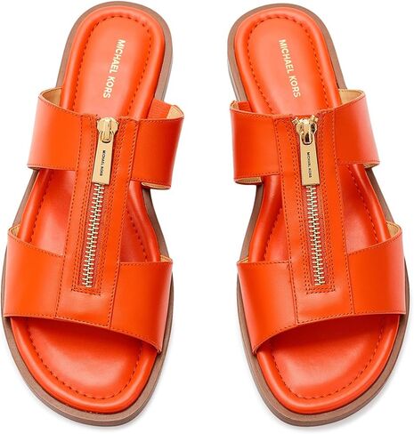 صندل بيركلي فلات للنساء من مايكل كورس in Kuwait