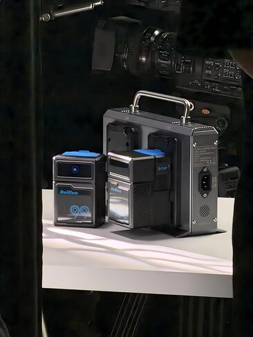بطارية V Lock Mount بقدرة 149 وات في الساعة 10200 مللي أمبير في الساعة مع مخرج PD 100 وات، بطارية خفيفة الوزن على شكل حرف V مع شحن سريع USB-C، شاشة عرض للطاقة، معتمدة على الطيران، لإضاءة شاشة كاميرا الفيديو in Kuwait