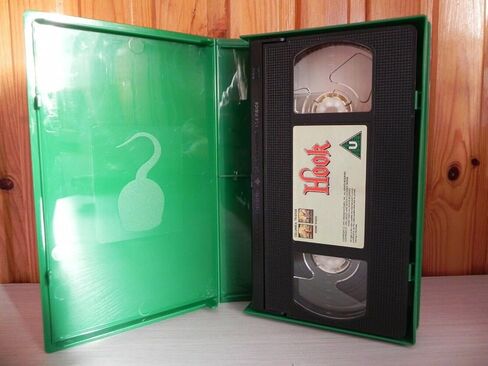 هوك [VHS] in Kuwait