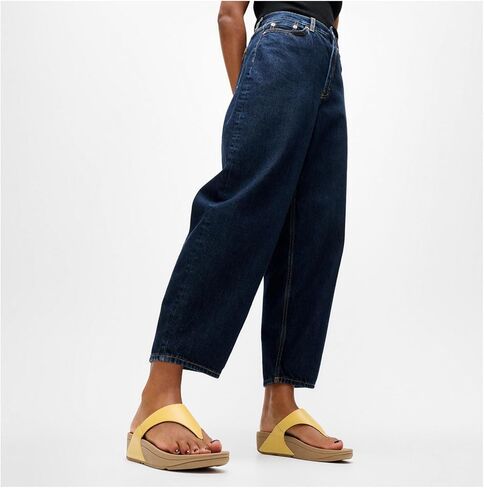 صندل FitFlop Lulu من الجلد، اللون: الكركم، المقاس: 6 (I88-D65-040) in Kuwait