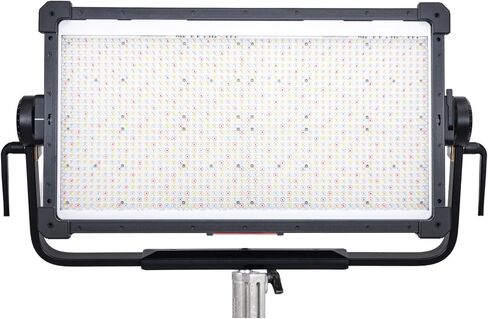 مصباح لوحة Aputure NOVA II 2x1 LED عالي الدقة - أبيض فائق السطوع قابل للضبط مع بواعث حمراء غامقة ونيلي، مقاوم للطقس IP65 (مع حقيبة صلبة متدحرجة) in Kuwait