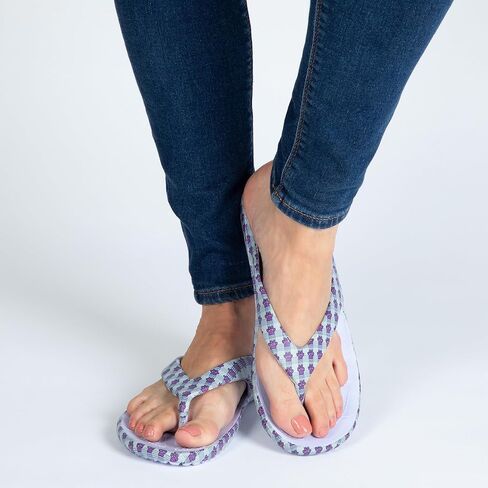 GreaterGood Playful Paws Flip Flops Lightweight Thong Sandals Textured Grip Insole Non Slip Pet Print Beach Pool Casual Gifts for Women in Saudi Arabia