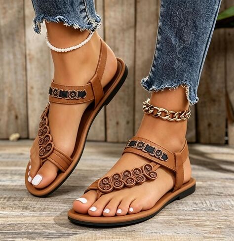 Women's Decorative Flip Flop Sandals, Bohemian Flat Sandals for Summer in Saudi Arabia