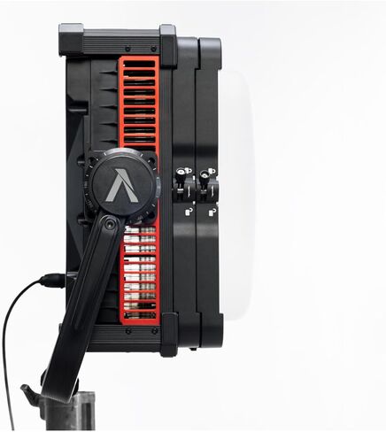 Aputure NOVA II 2x1 ناشر قبة منخفض المستوى جامد ومدمج متعدد الاتجاهات Softlight معدّل in Kuwait