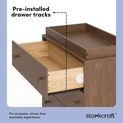 صندوق Storkcraft Texas ذو 3 أدراج مع غطاء طاولة تغيير قابل للإزالة (البندق) - خزانة أطفال معتمدة من GREENGUARD Gold، نظام أدراج متشابك لخزانة غرف نوم الأطفال والحضانة in Kuwait