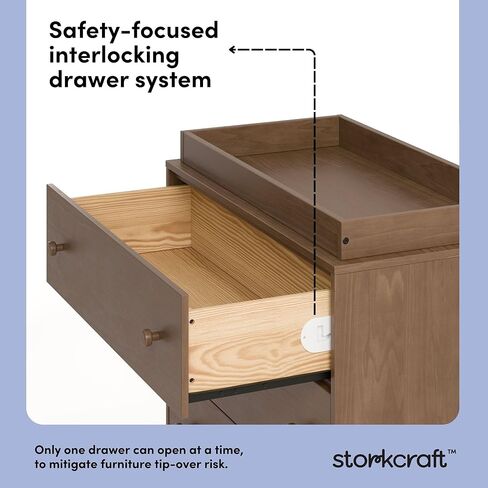 صندوق Storkcraft Texas ذو 3 أدراج مع غطاء طاولة تغيير قابل للإزالة (البندق) - خزانة أطفال معتمدة من GREENGUARD Gold، نظام أدراج متشابك لخزانة غرف نوم الأطفال والحضانة in Kuwait